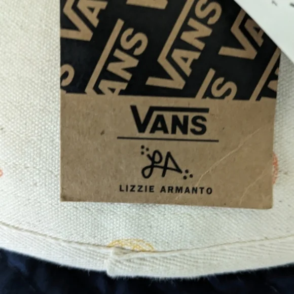 VANS Lizzie Armanto Bucket Hat Allover Citrus Print Adult Small Medium 012026 - Picture 9 of 9